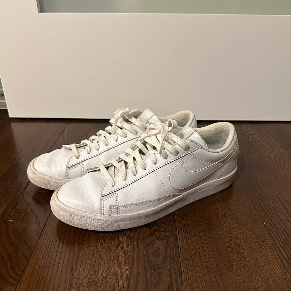 Nike Blazer Low LE All-White Leather, Size 9